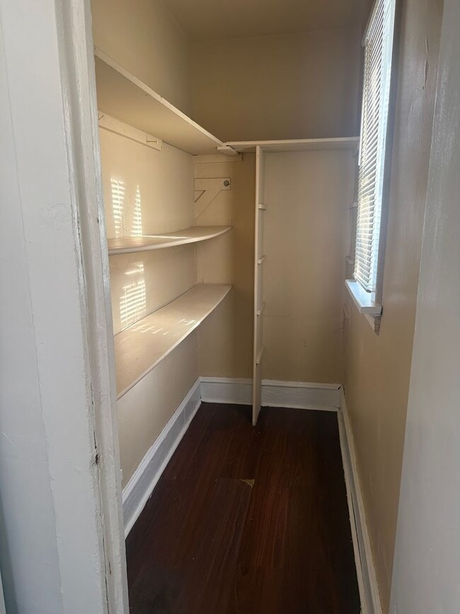 Photo - 2335 W Burleigh St Unit 2335 W Burleigh LOWER