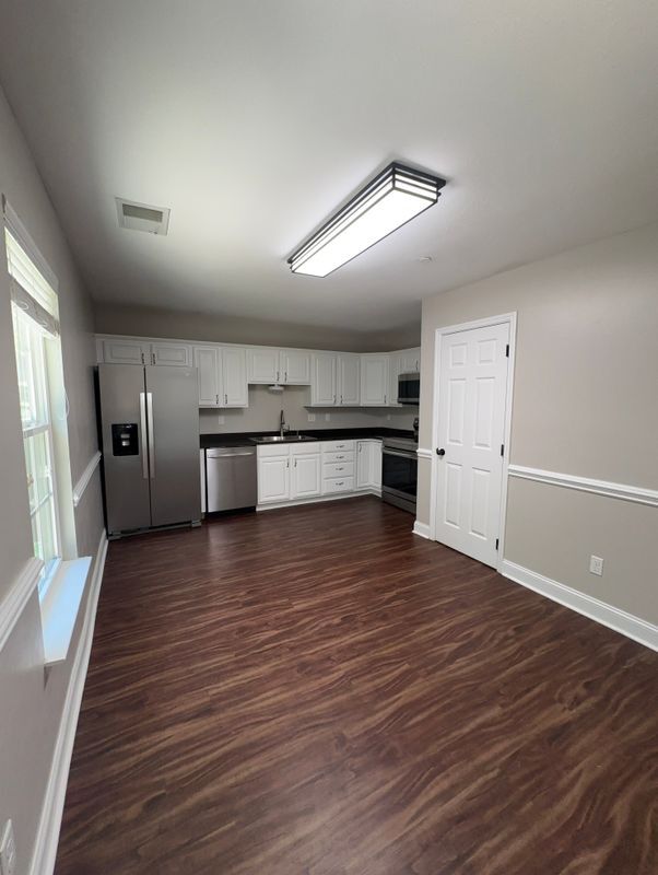 Photo - 1126 Maple Tree Ln