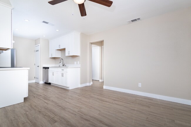 Photo - 1517 Nogales St Unidad 1523 B