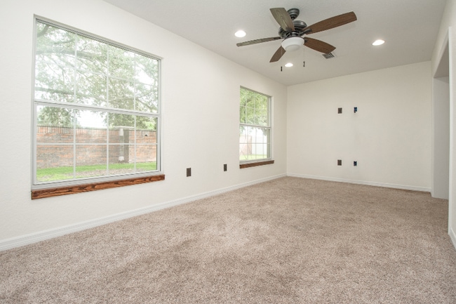 Photo - 4828 Jeanette Ct