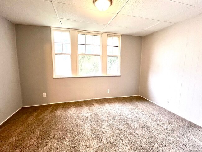 Photo - 1601 S Linwood Ave