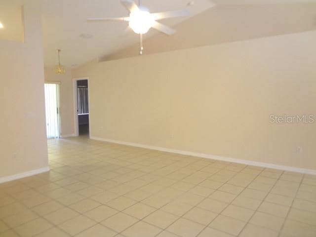 11 Pontiac Ln