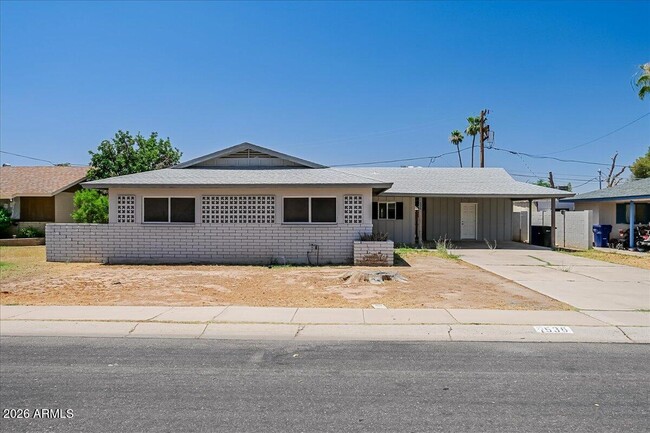 Photo - 536 N Cheri Lynn Dr