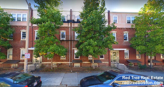 Building Photo - 172 N Beacon St Unit 3 Rental