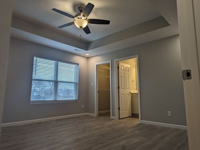 Photo - Hot Deal: This season, qualified applicant...