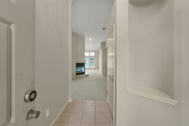 Photo - 19254 Dillsbury Ct