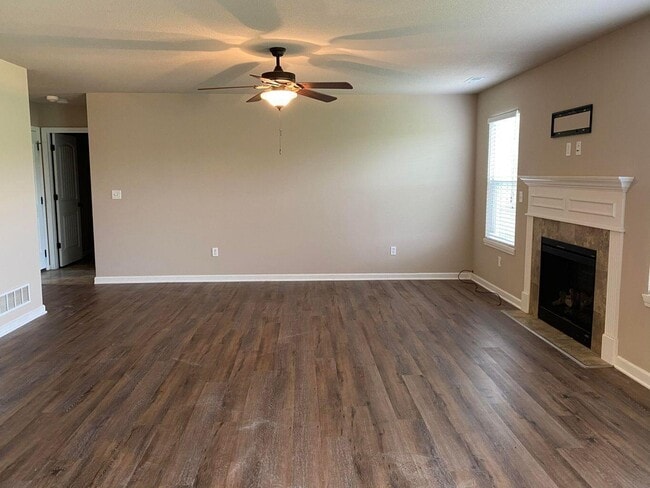 Photo - 5801 Abercorn Dr