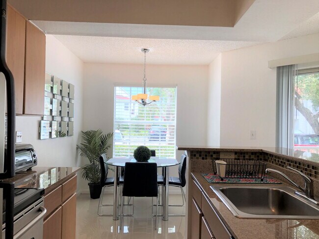 Photo - 11582 Westwood Blvd