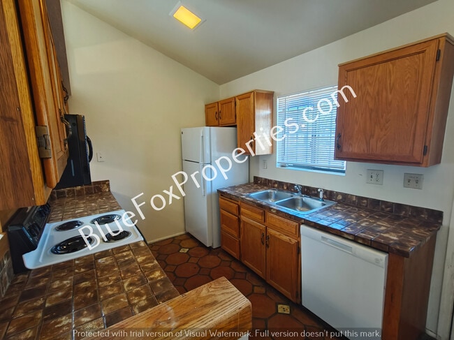 Photo - 2740 N Malibu Dr