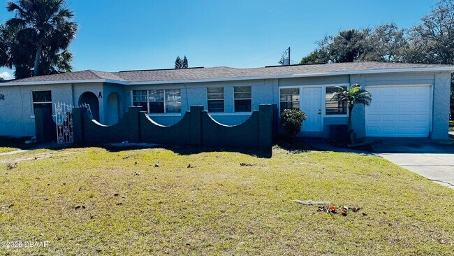 Photo - 374 S Halifax Dr