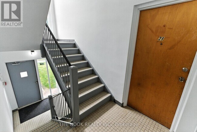 Photo - 106 Cromwell Ave Unit 21