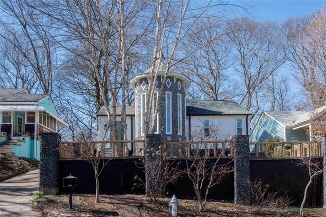 Photo - 467 Stovall St SE