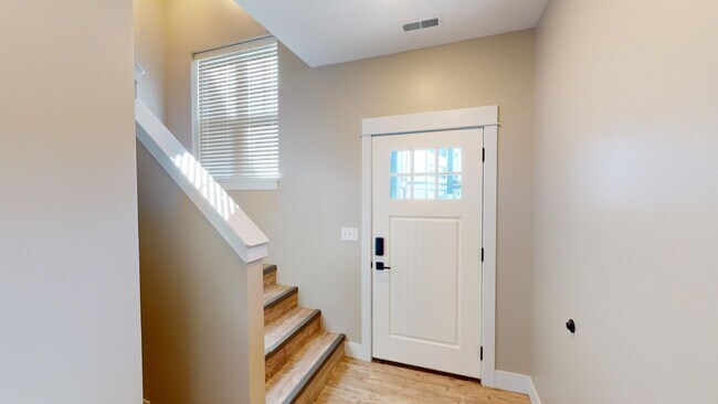 Photo - Spacious 3-Bed Carriage House in the Heart of Prairie District