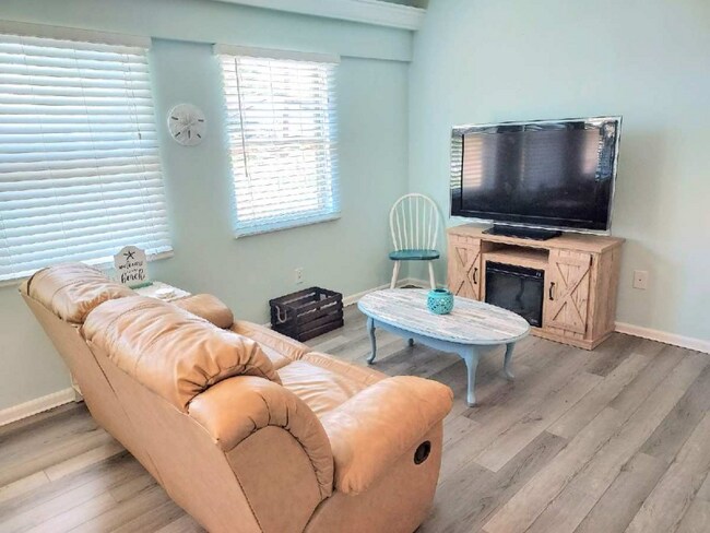 Photo - 424 Carmel Rd