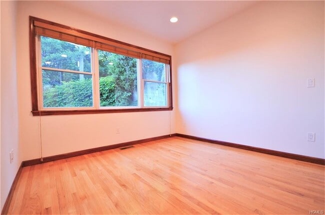 Photo - 73 Edgewood Ave