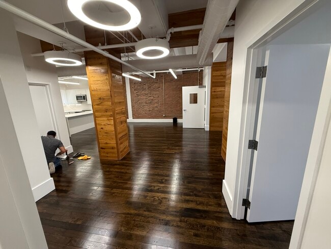 Photo - 190 High St Unidad 601