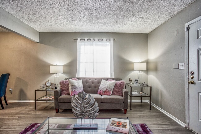 Photo - Woodside Flats