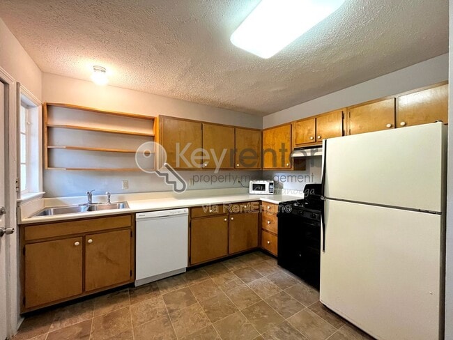 Photo - 1275 Duane Rd