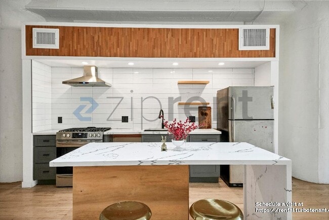 Photo - 420 San Pedro St