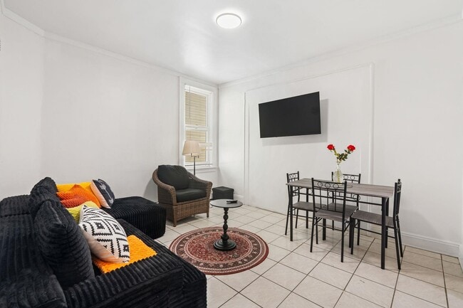 Photo - 8511 Smith Ave Unit 1