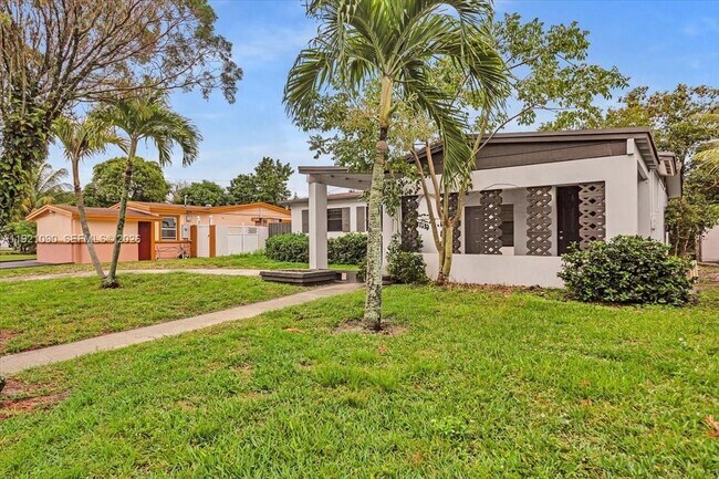 Photo - 4710 NW 12th St