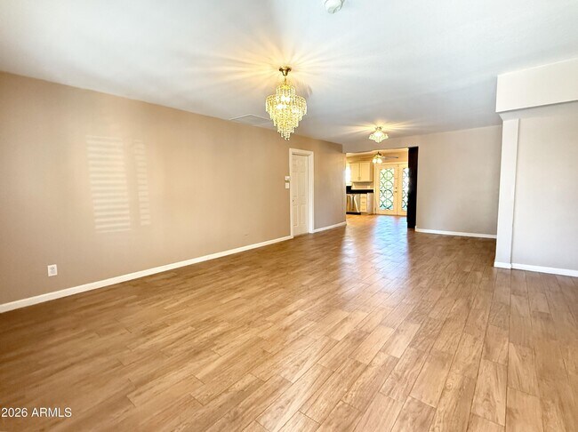 Photo - 5212 E Cambridge Ave