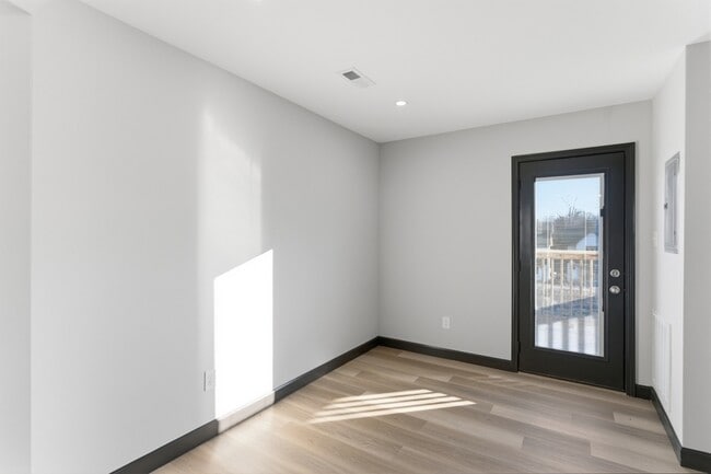 Photo - Delaney Way - 116