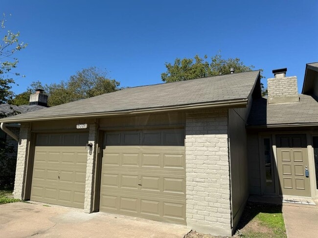 Photo - 12012 Swallow Dr