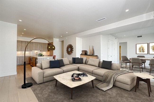 Photo - 2047 Westcreek Ln Ln Unit 801