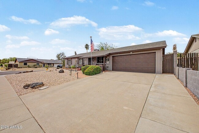 Photo - 14002 N 37th Pl