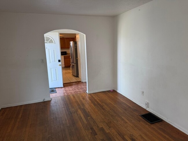 Photo - 2119 Bellefontaine Ave