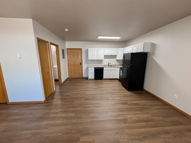 Photo - Theater Apartments Beulah Unit 1