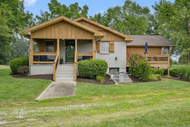 Building Photo - 5761 S Farm Rd 247 Rental
