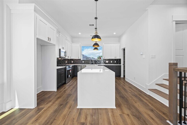 Photo - 1935 Knoll St