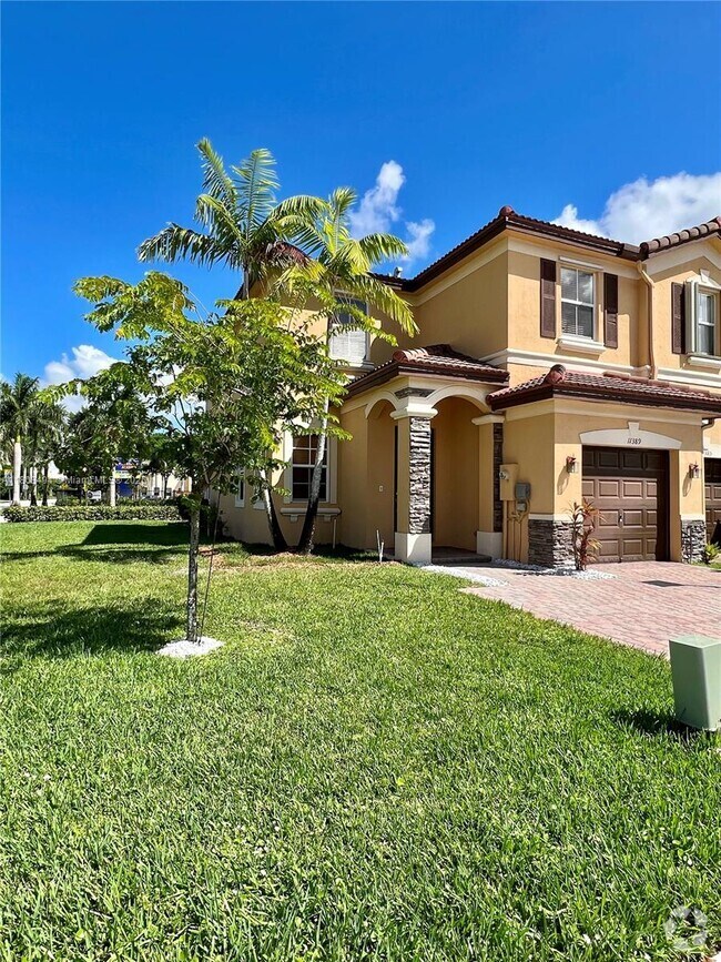 Building Photo - 11389 NW 87th Ln Rental