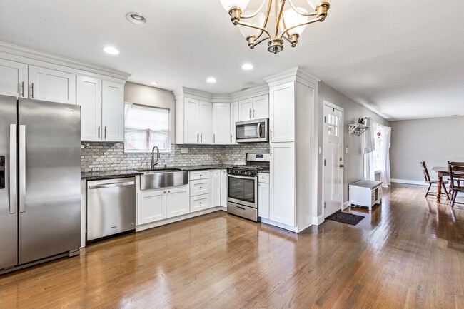 Photo - 10 Chestnut Ridge Rd