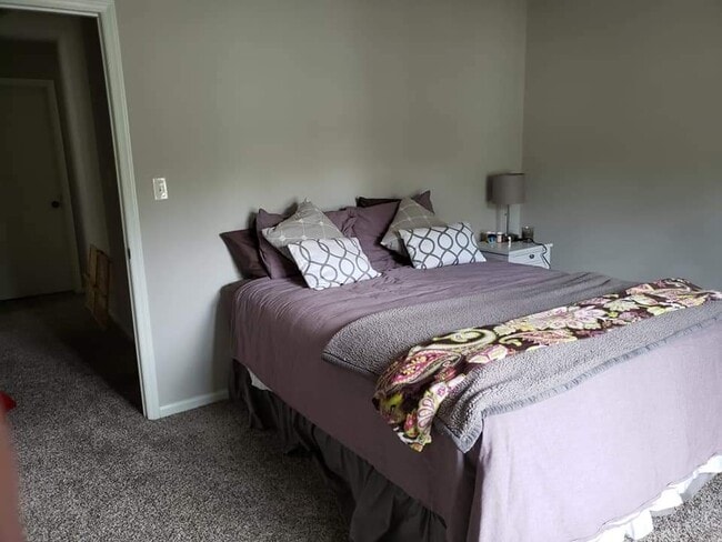 Photo - 522 Oak Run Dr Townhome