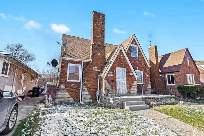 Photo - 18285 Snowden St