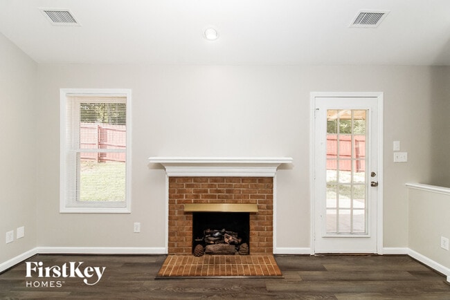 Photo - 27 Brandywine Cir