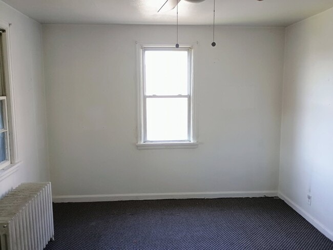 807-807 Bedford St Unit 805 Rear Unit