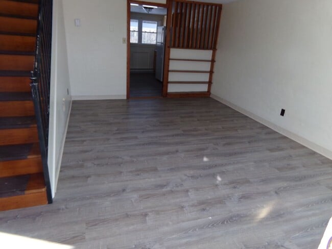 Photo - 1007 Golfview Ave Unit 1