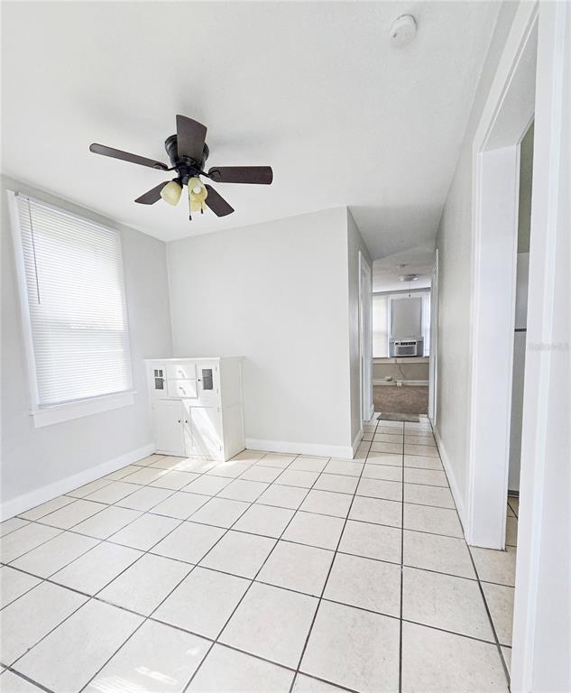 Photo - 115 8th St SE