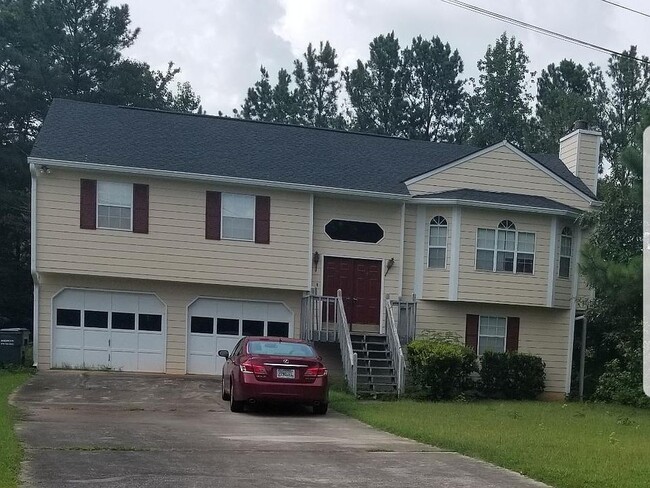 Building Photo - 6134 Nutmeg Ct SE Rental