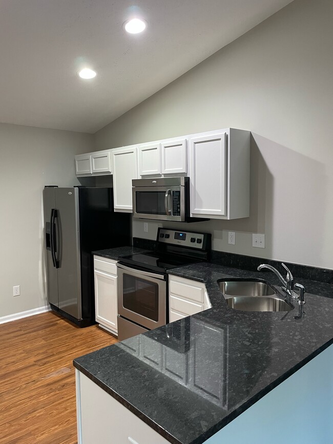 Photo - 10770 N Park Ave