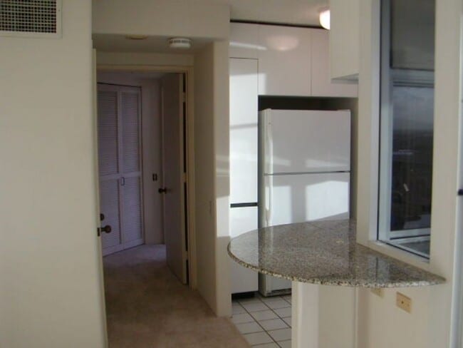 Photo - Immaculate 2/2/2 with Downtown and Ocean Views