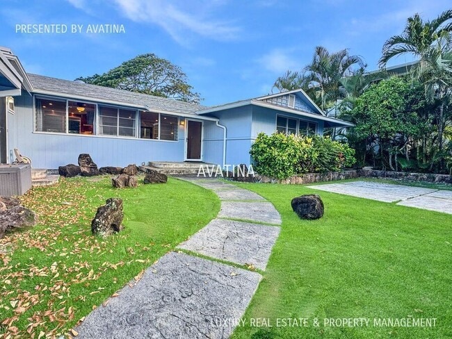 Photo - 340 Ilihau St House