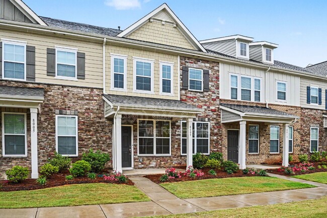 Photo - 8009 Whitegrove Rd