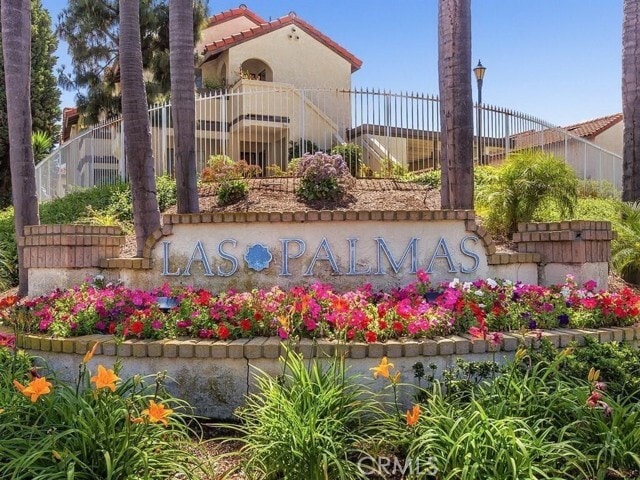 Building Photo - 26162 Sanz Unit A235