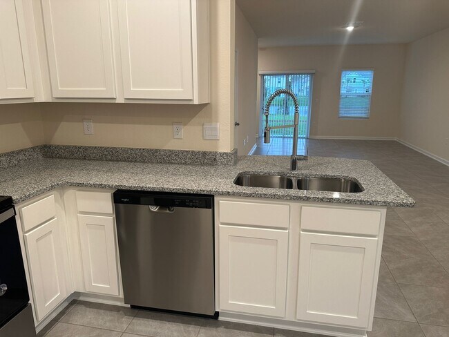 Photo - 70 Summer Daze Dr