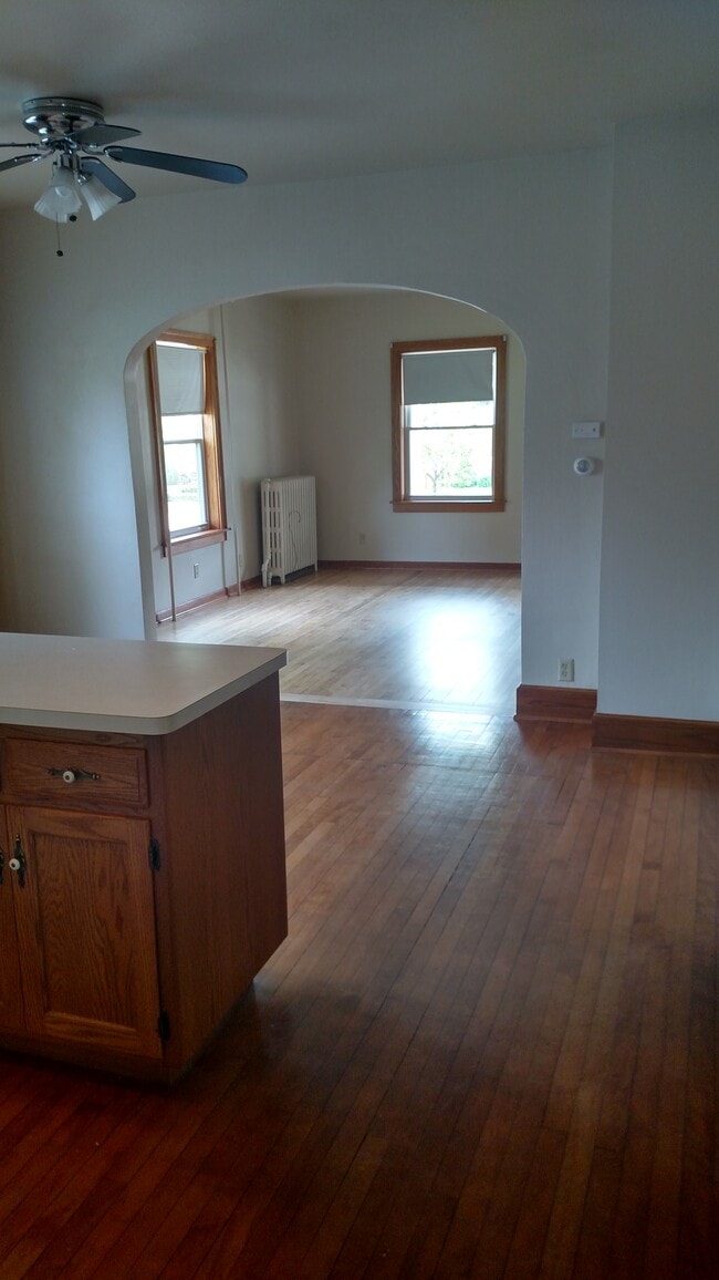 Photo - N70W5528 Bridge Rd